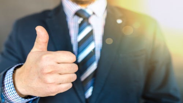 Are you facing a business dilemma? Tips from Eric Dalius can help you navigate