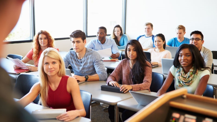 PTE Exam: 6 Tips and Tricks to Clear The PTE Exam