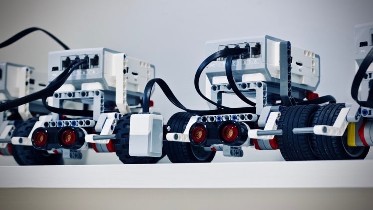 5 Advantages of Technology in the Workplace