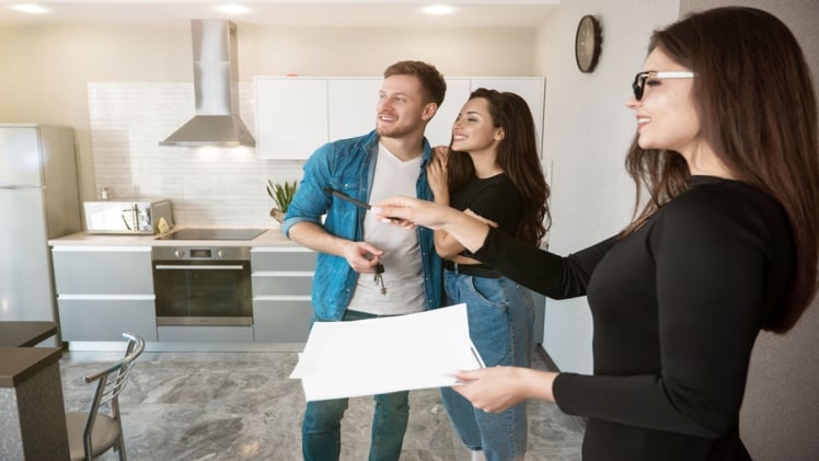 At What Age Can I Get My Real Estate License?