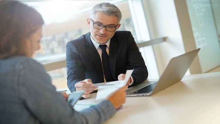 5 Mistakes to Avoid While Choosing a Legal Lending Company