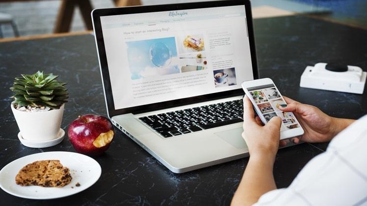 Top 5 Benefits of Opting for a CMS-based Website Builder