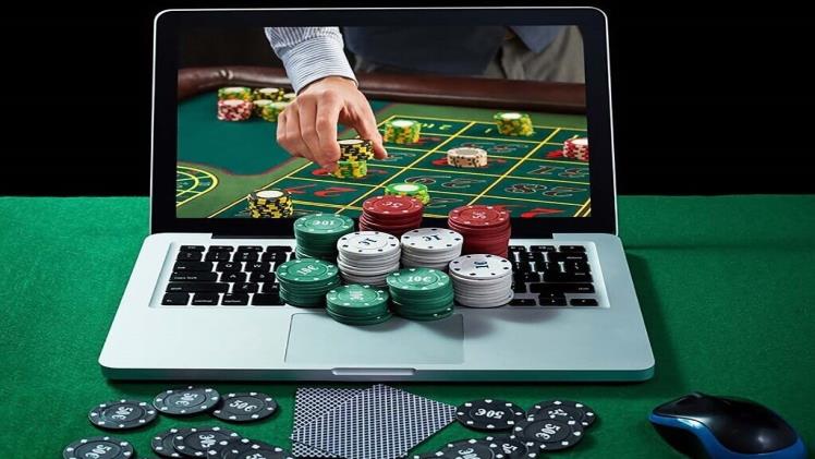 4 Major Differences Between Online and Physical Casinos