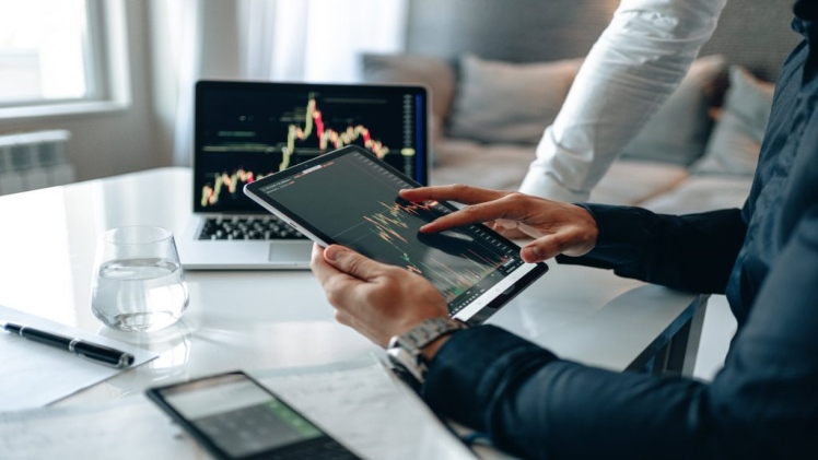 What is a prop trader, and Is prop trading a scam?