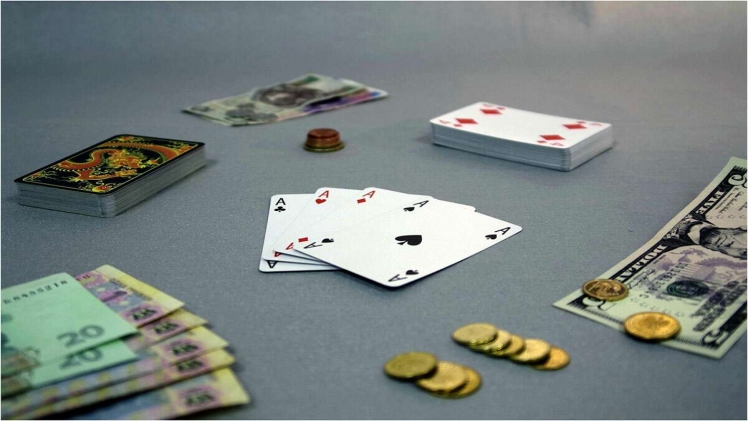 How to Play and Win More at Online Casinos