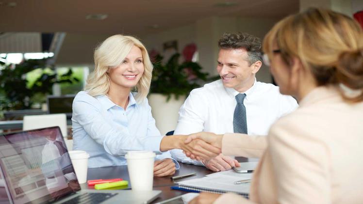 4 ways to keep in touch with your repeat customers