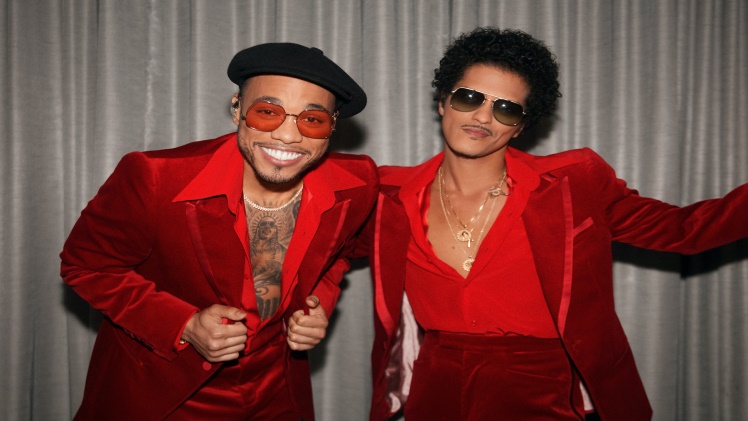 A Look at the Dance Moves in Bruno Mars’ Music Videos