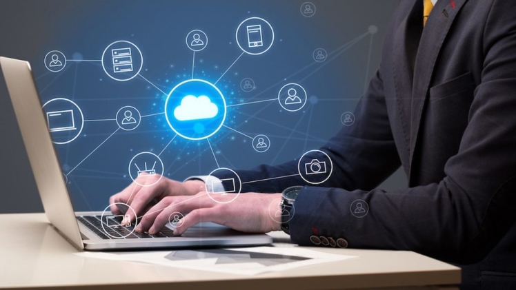 The Benefits and Drawbacks of Cloud Computing