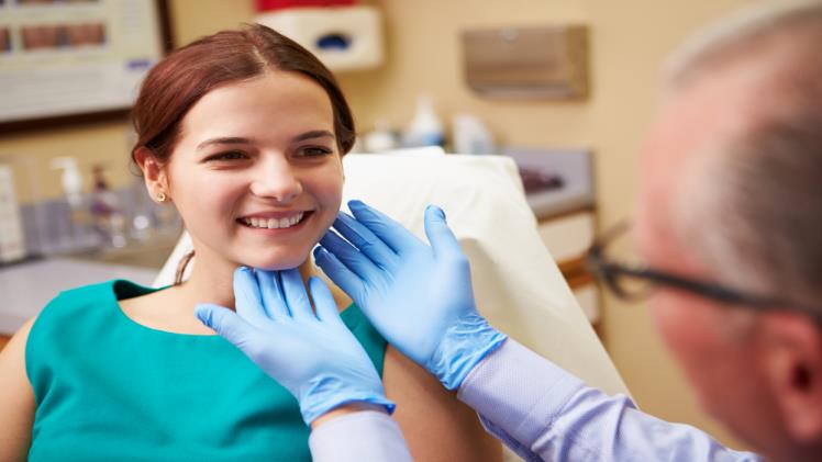 How to Choose the Right Plastic Surgeon for Your Procedure