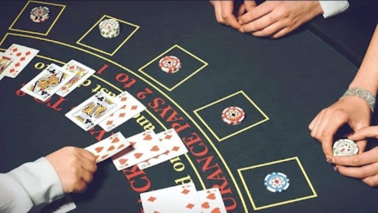 Play Blackjack – Tips to Play the Game to Win 100% for Beginners